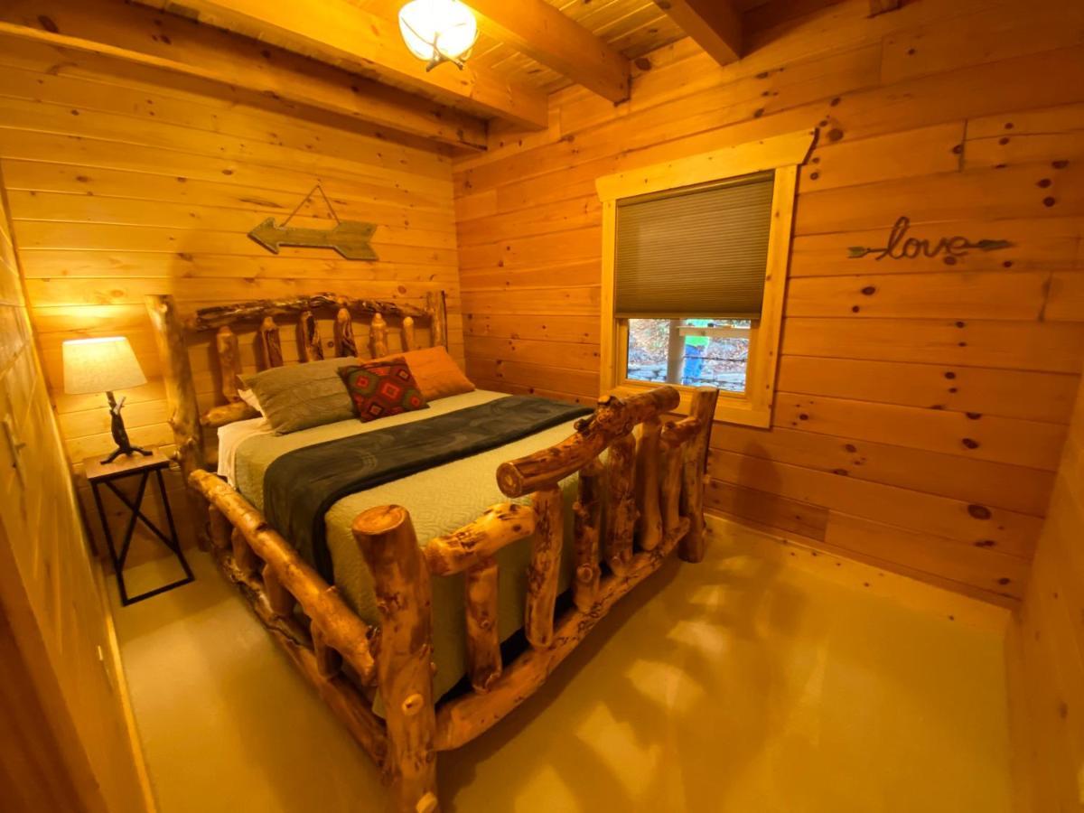 Pine Creek Cabins & Camping Resort South Bloomingville Exterior foto