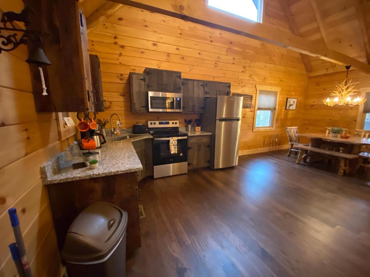 Pine Creek Cabins & Camping Resort South Bloomingville Exterior foto