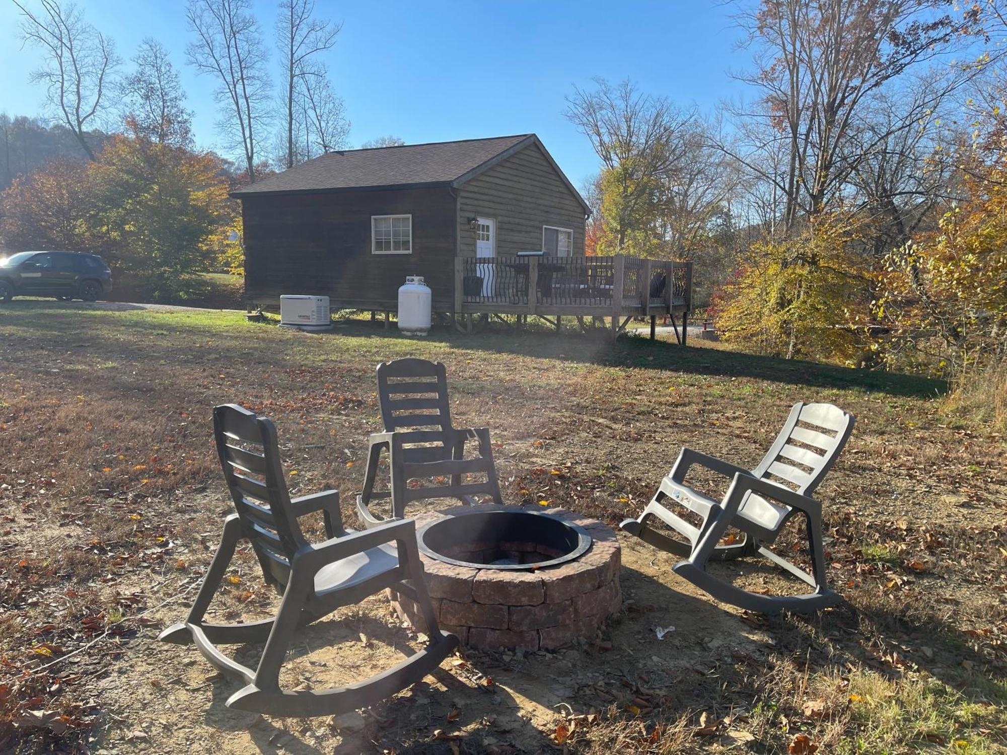 Pine Creek Cabins & Camping Resort South Bloomingville Exterior foto